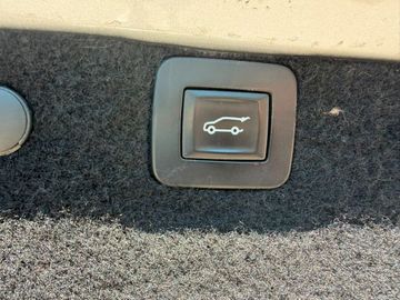 Opel Insignia - 12