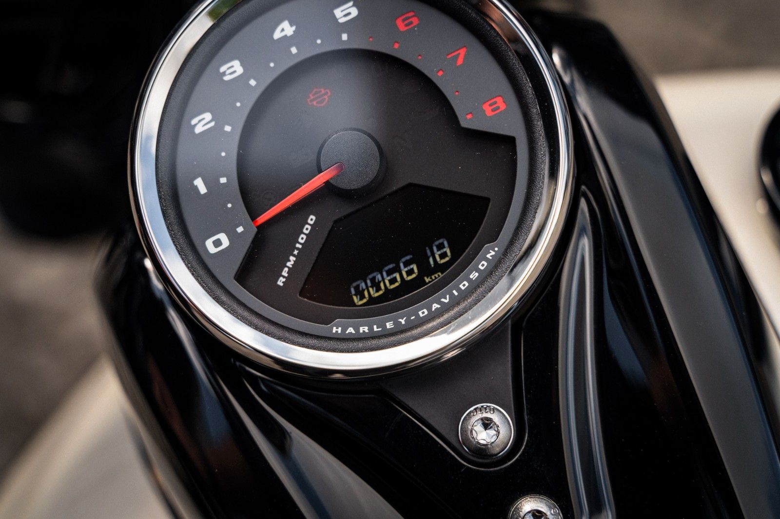 Fahrzeugabbildung Harley-Davidson FAT BOB 114 cui SOFTAIL - JEKILL & HYDE