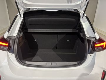 Fotografie 11 des Opel Corsa 1.2 Direct Injection Turbo GS