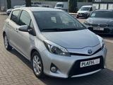 Toyota Yaris Hybrid Life - Toyota Yaris aus 2012 mit Hybrid-Antrieb