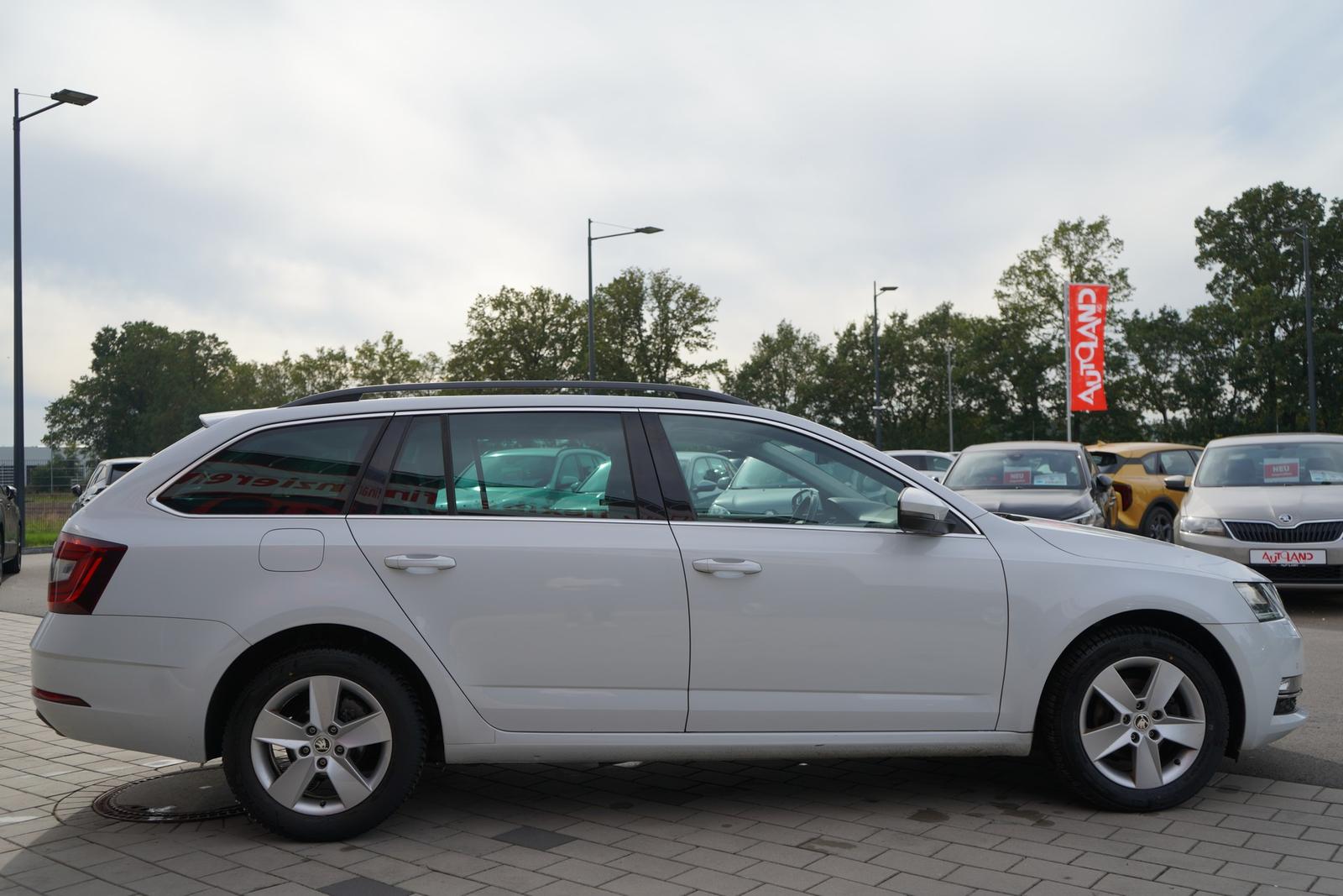 Skoda Octavia 1.6 TDI Premium Edition Panorama ACC LED