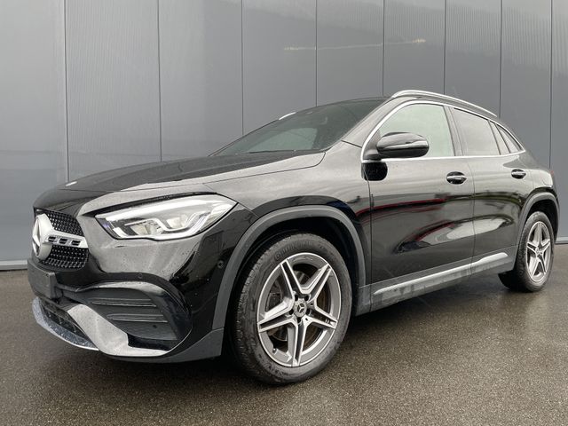 Mercedes-Benz GLA 250 AMG CAM CC HEAT IPAS LKA PANO TSR 19" *B