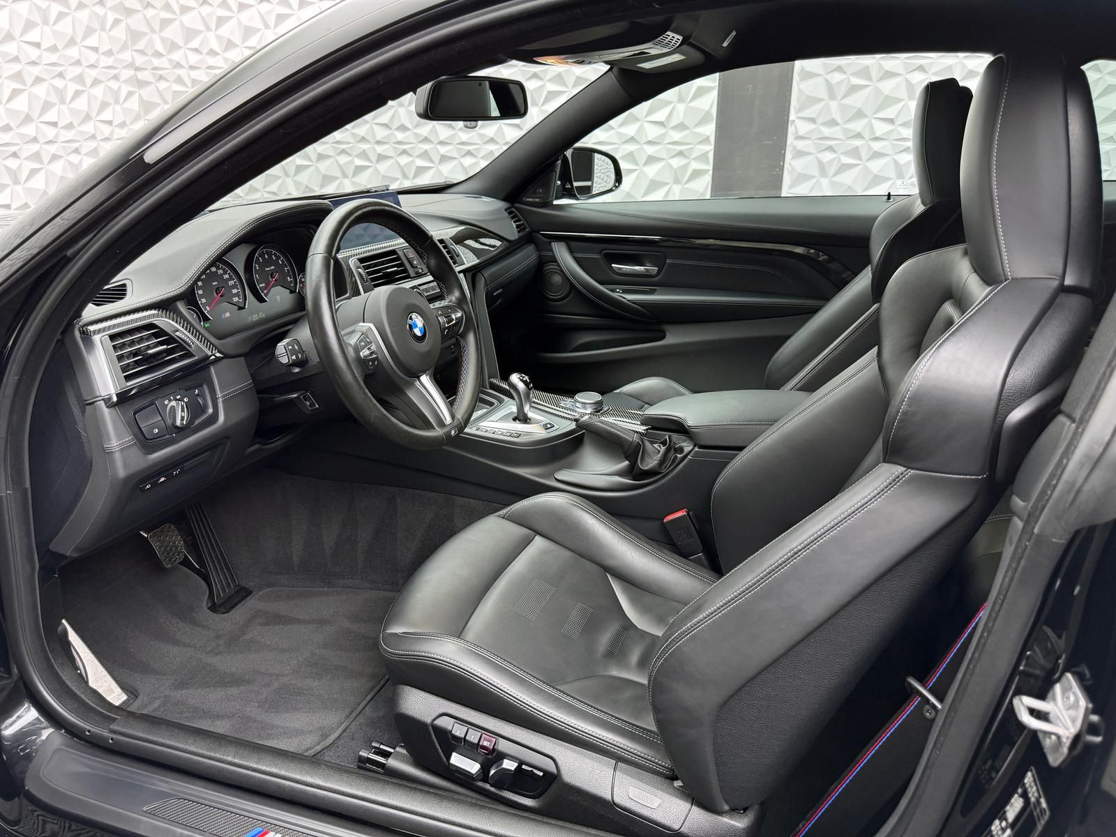 Fahrzeugabbildung BMW DEUTSCH*1-HAND*CARBON*KLAPPE*GEWINDE*EINZELSTĂCK