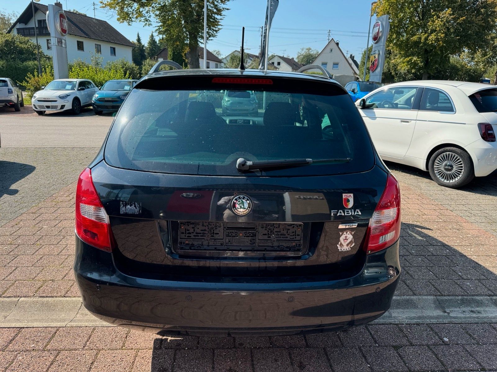 Fahrzeugabbildung SKODA Fabia Combi Family SKODA FABIA 5J PDC TEMPOMAT