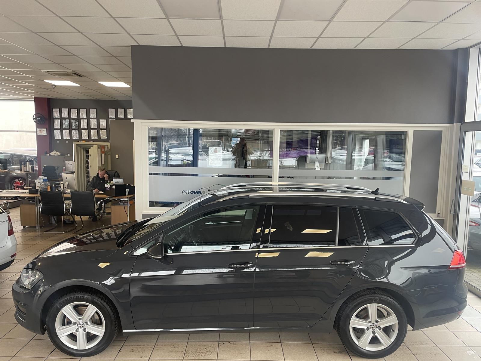 Volkswagen Golf VII Variant Automatik Alcantara Navi Klima