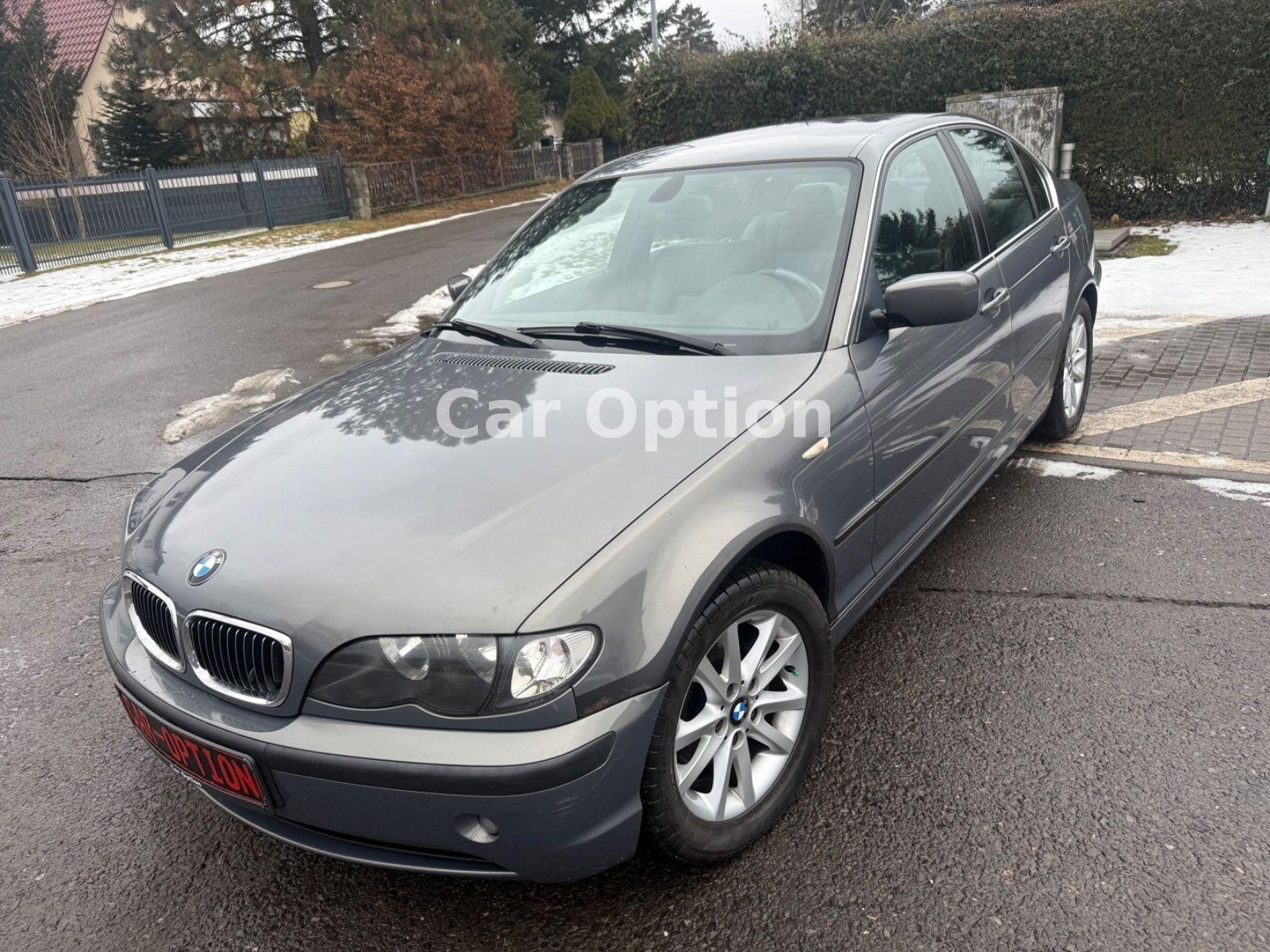 BMW 320i Limousine Edition Lifestyle/Leder/2.Besitz!