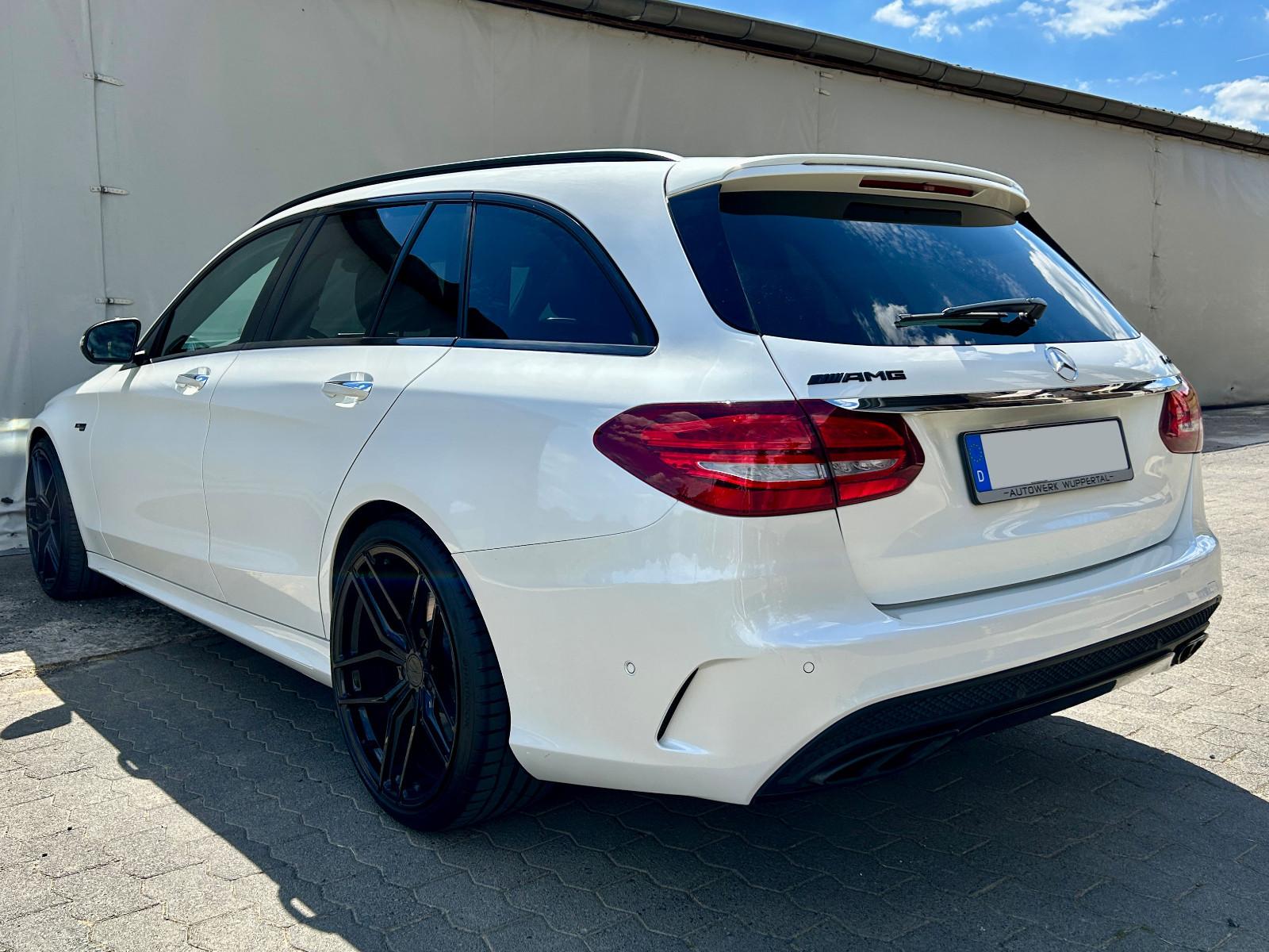 Mercedes-Benz C 43 AMG 4MATIC*LED*AHK*PANO*360*LEDER*RADAR*20"