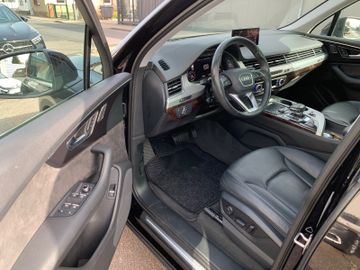 Audi Q7 - 5