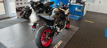 Suzuki GSX-8R
