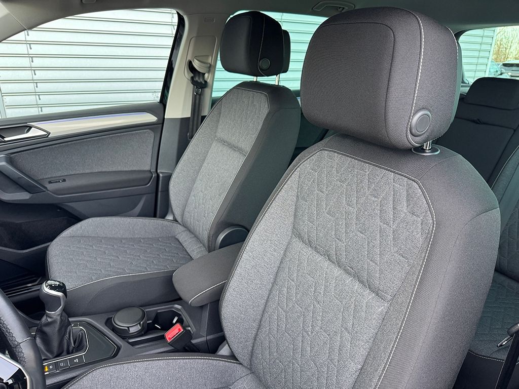 Tiguan 2.0 TDI "MOVE" *AHK*NAVI*KAMERA*