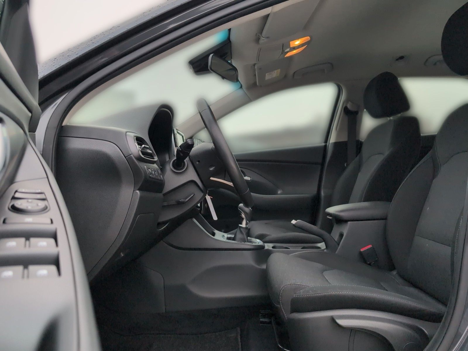 Fahrzeugabbildung Hyundai i30 KOMBI 1.0T TREND KLIMAAT+SHZ+NAVI+QI+KAMERA+