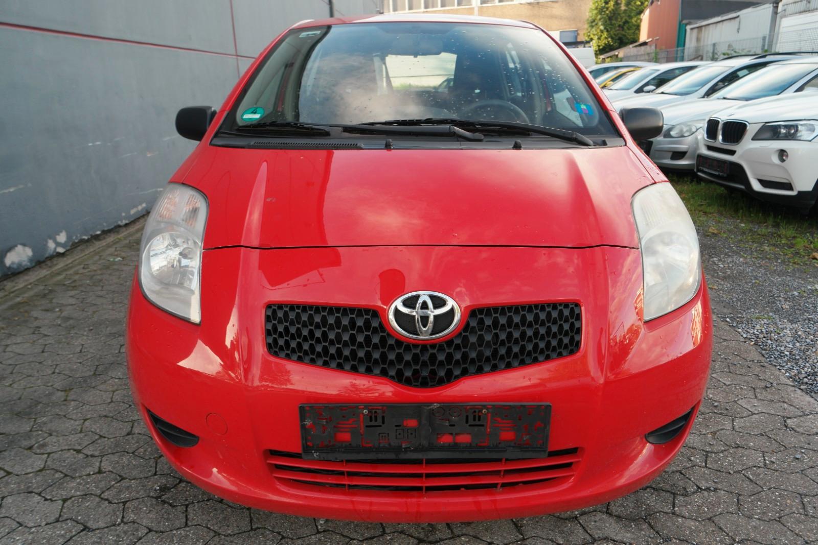 Toyota Yaris Cool