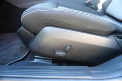 Fahrzeugabbildung Mercedes-Benz E 250 CDI BlueEfficiency Autm. Navi SHZ PDC SD!