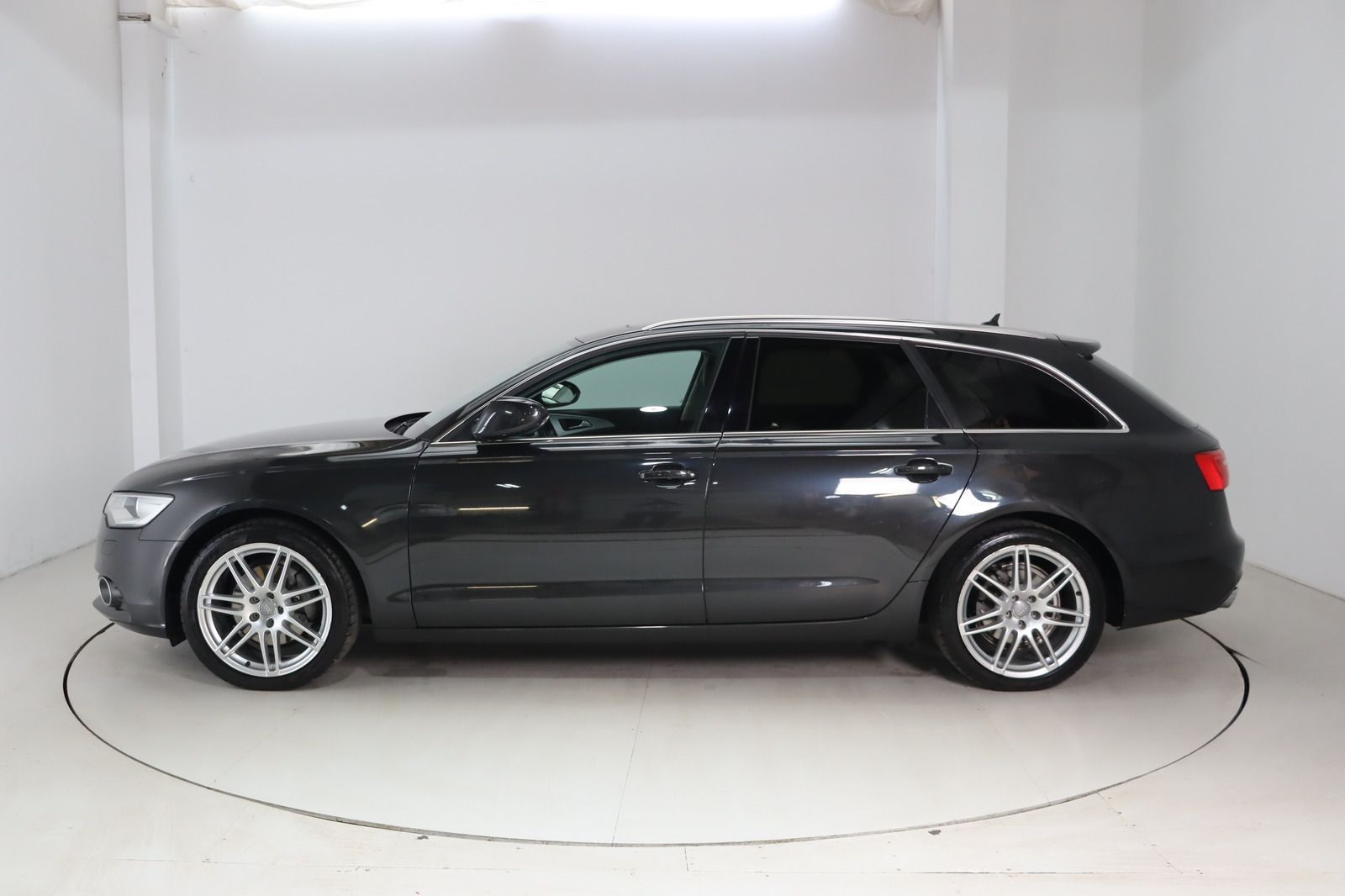 Fahrzeugabbildung Audi A6 Avant 3.0 TDI quattro Pano. * AHK * Service