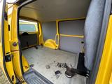 Volkswagen T5 2.0 TDI/2-Schiebetüren/3-Sitze eingetragen - Kleinbusse mit Unfallschaden