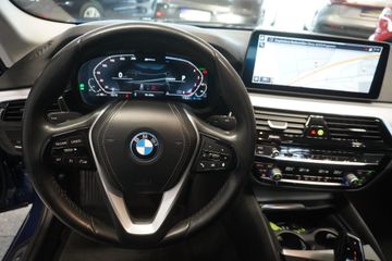 BMW 530 - 11