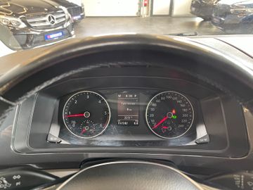 Volkswagen T6 Multivan Lang *ACC*AHK*NAVI*KAM*ELEKT.TÜREN*