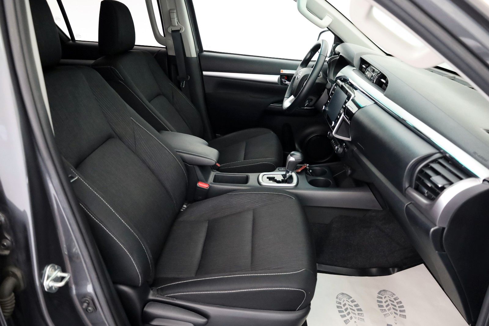 Fahrzeugabbildung Toyota Hilux 2.8 Comfort 4x4,Kamera,HardTop,CarPlay,AHK