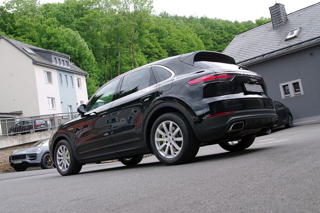 Porsche Cayenne E-Hybrid*Luft,Privacy,Chrono,Kamera,SHZ*