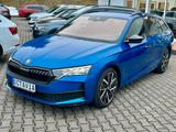 Skoda Octavia IV FL Combi  Sportline*5JGara/AHK/Matrix