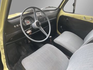 Seat 600-L Turismo *mtl. 95€*