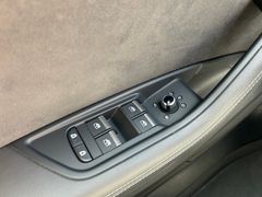 Fahrzeugabbildung Audi A4 Avant 45 TDI edition one quattro ACC LED 360°