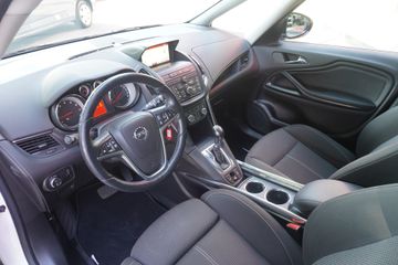 Opel Zafira Tourer - 10