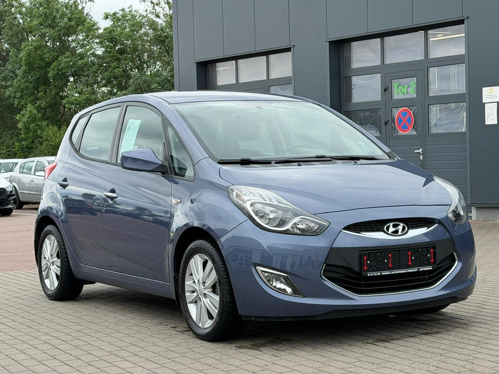 Fahrzeugabbildung Hyundai ix20 1.6 Comfort Navi*Allwetterbereifung