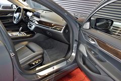 Fahrzeugabbildung BMW 740Ld xDrive M-Sport 3xTV GSHD Bowers & Wilkins