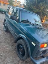 Lada Niva 1.8 Bj2010 HU11/26 - gebrauchte Lada Niva aus dem Jahr 2010