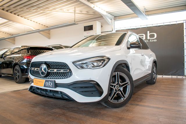 Mercedes-Benz GLA 250 4-M *AMG-LINE*, AUTOM, NAV, PANO.DACH, A