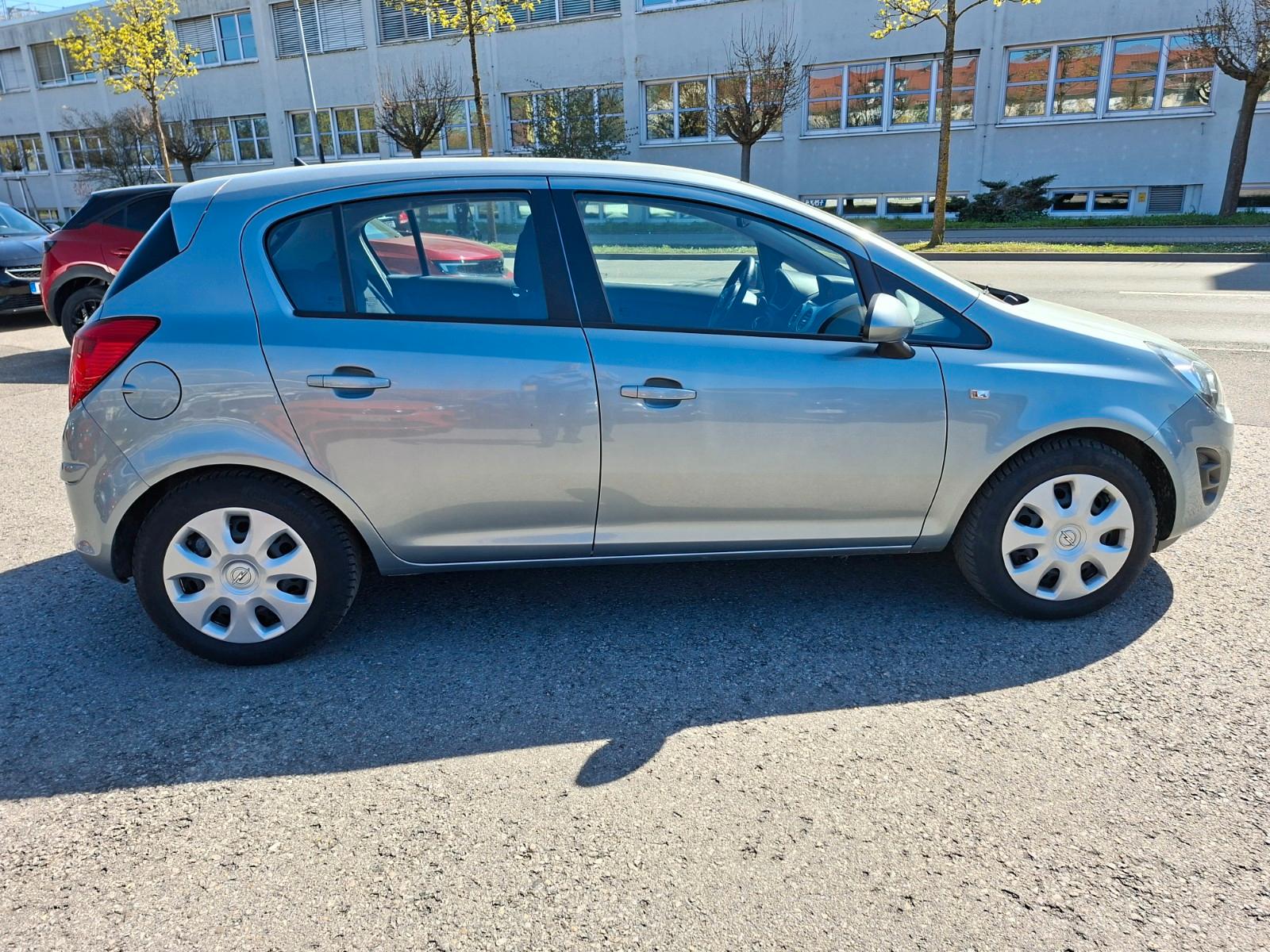 Opel Corsa D Edition