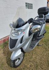 Kymco Grand Dink 125 S - KYMCO VON 81 BIS 125 CCM