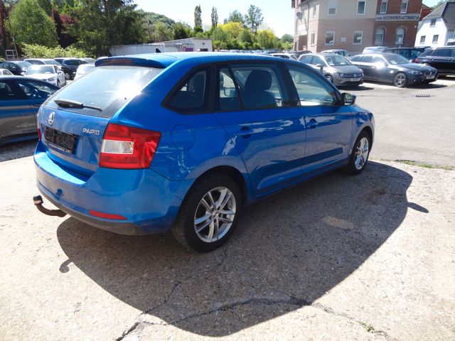 Fahrzeugabbildung Skoda Rapid Spaceback Ambition/2.Hd/AHK/