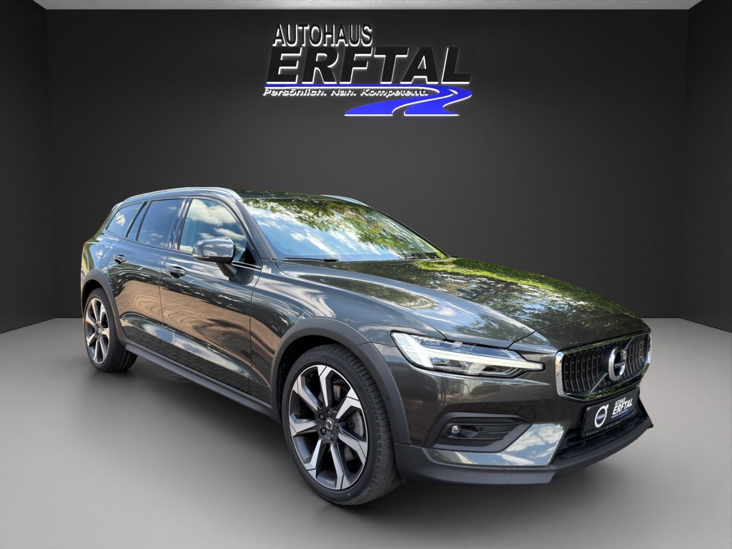 Volvo V60 B5 AWD Cross Country Pro StandHZG Navi Digit foto 8