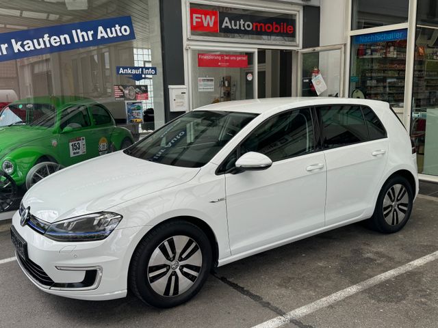 Volkswagen e-Golf  Wärmepumpe Navi ACC LED CCS Schnellladen