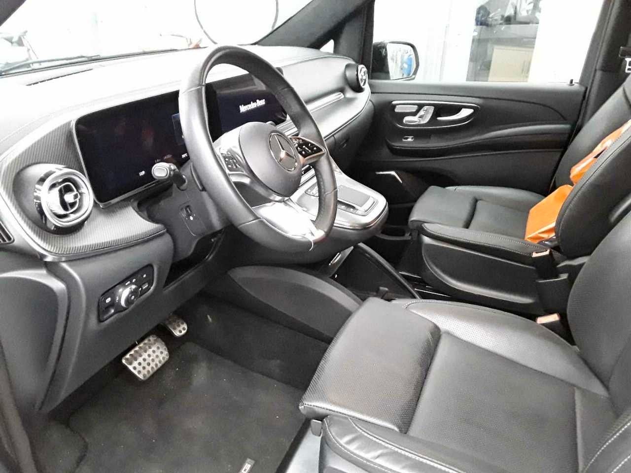 Fahrzeugabbildung Mercedes-Benz V 300 d 4MATIC EXCLUSIVE AMG Panorama AHK2,5to
