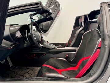 Lamborghini Aventador LP 750-4 Superveloce Roadster 1of500