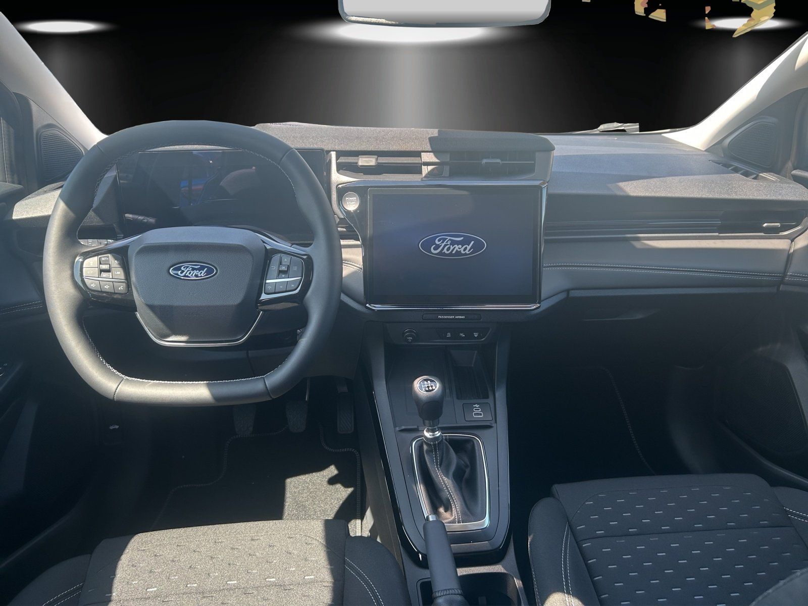 Fahrzeugabbildung Ford Puma 1,0 MHEV Titanium