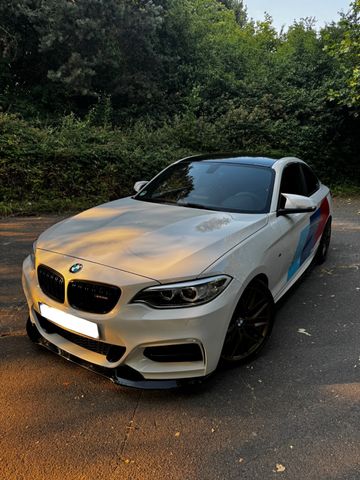 BMW M235i F22 - Alcantara, Carplay, Remus, HJS