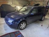 Volkswagen Bora 1.8T 132kW Highline Variant Rostfrei - Volkswagen Bora Highline mit Benzin-Antrieb