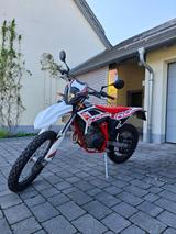 Beta RR 125 LC EFI - BETA SUPER MOTO