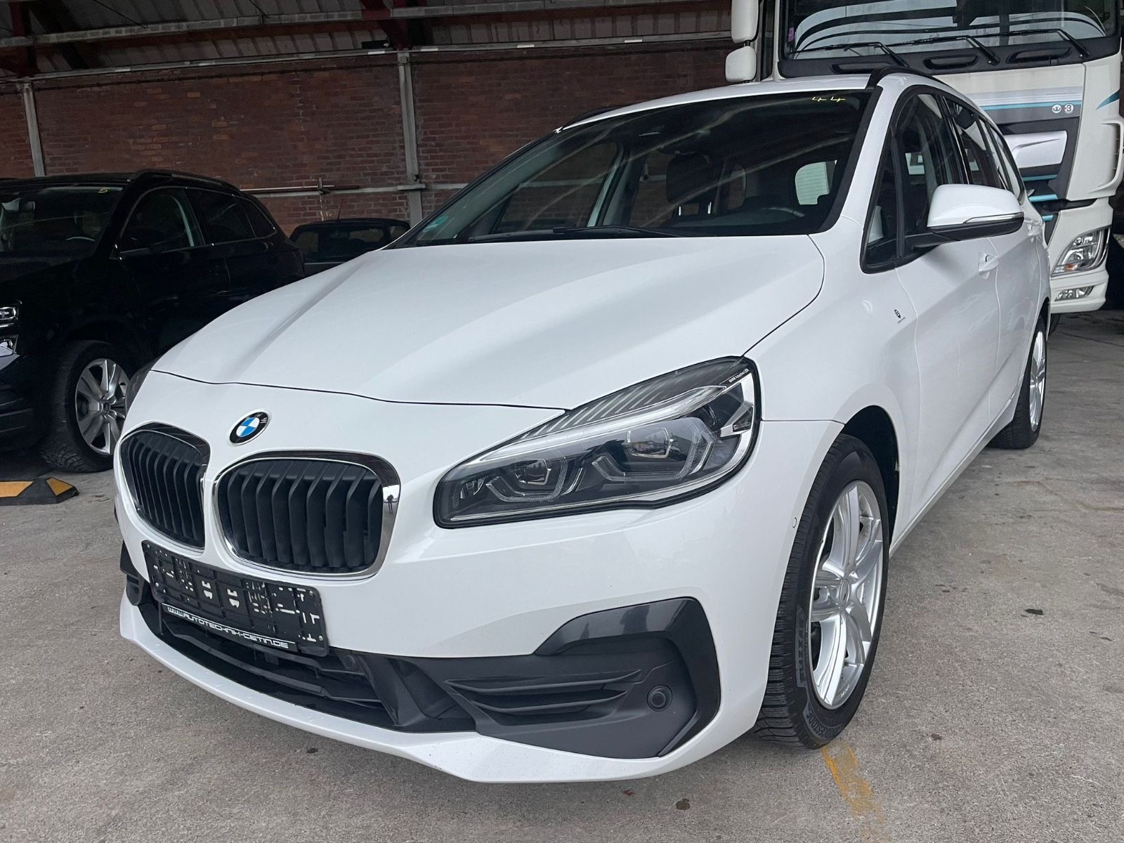 BMW 220 Gran Tourer d xDrive Advantage/AUTOMATIK/LED