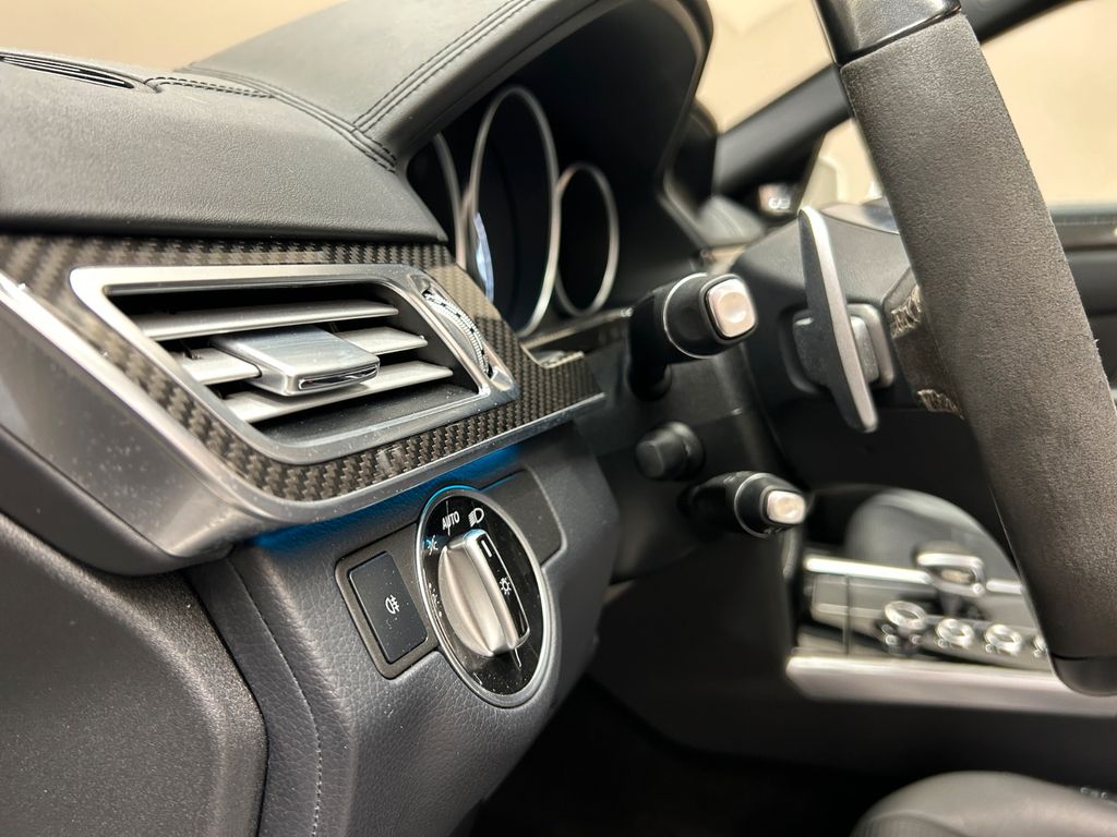 Mercedes-Benz E 63 AMG E63 S AMG 4M *CARBON-PAKET*KERAMIK*B&O*PANO*