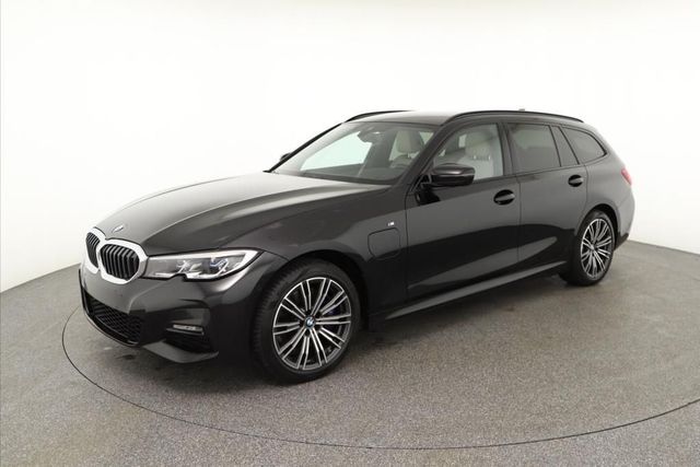 BMW 330 e Touring M Sport xDrive 2.0 135kW 8-Gang St