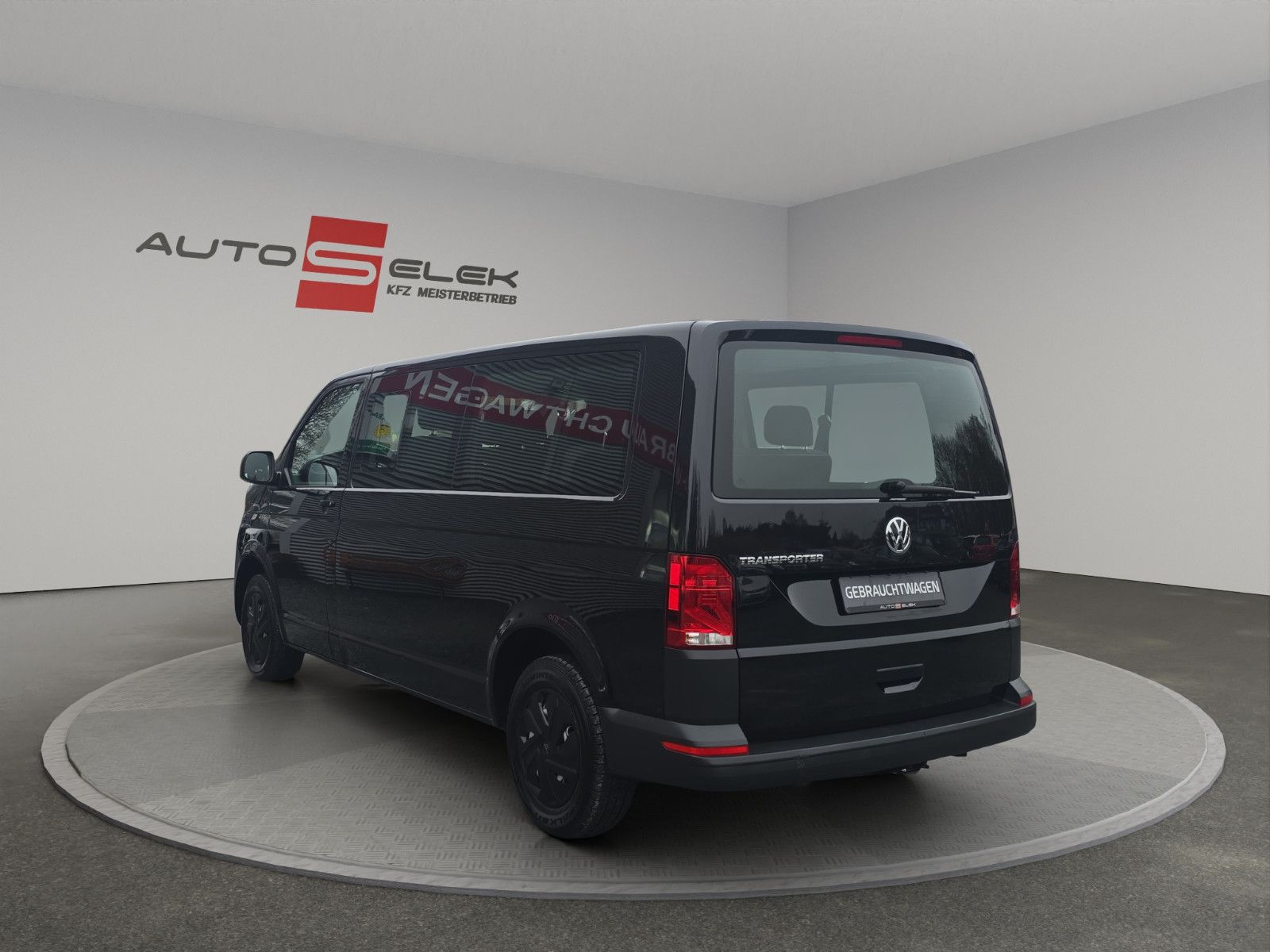 Fahrzeugabbildung Volkswagen T6 Transporter Kombi Lang 9-Sitze Tempomat SHZ