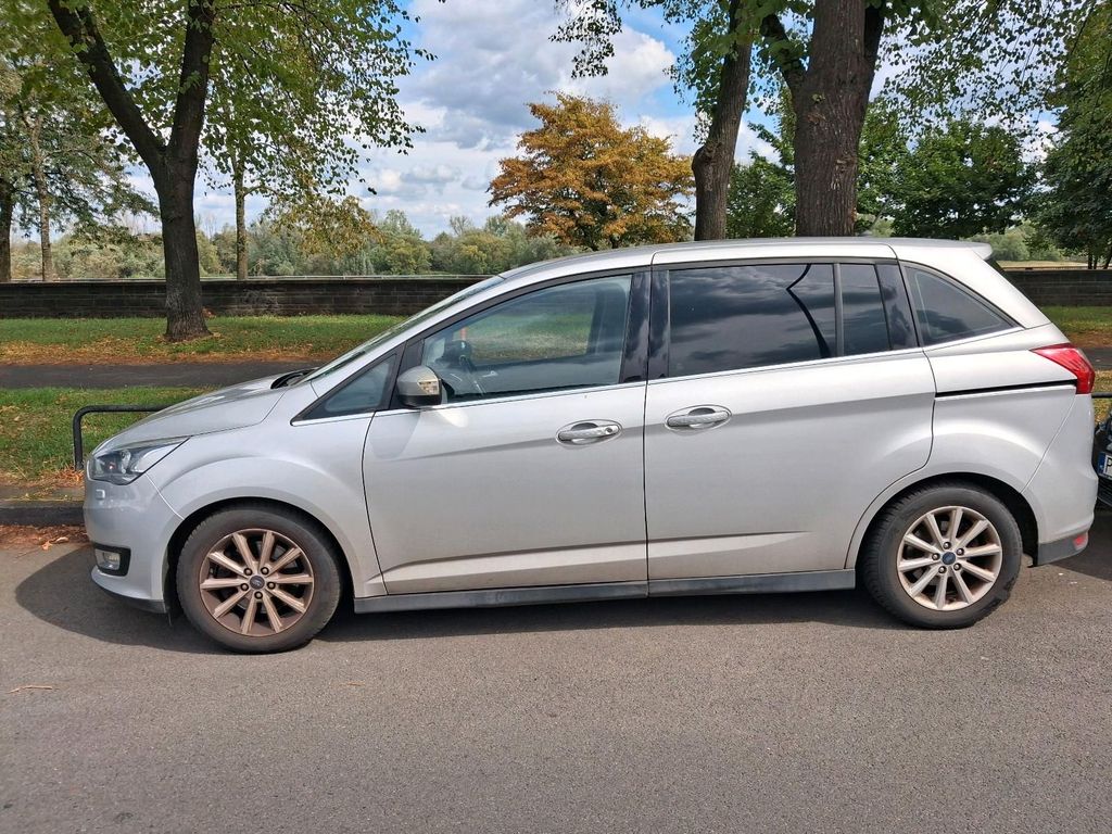 Image of Ford Grand C-Max