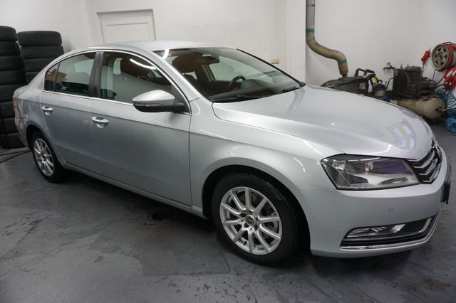 Volkswagen Passat 2.0 TDI,Navi,Pdc,Sitzheizung,Tüv02/2026!!