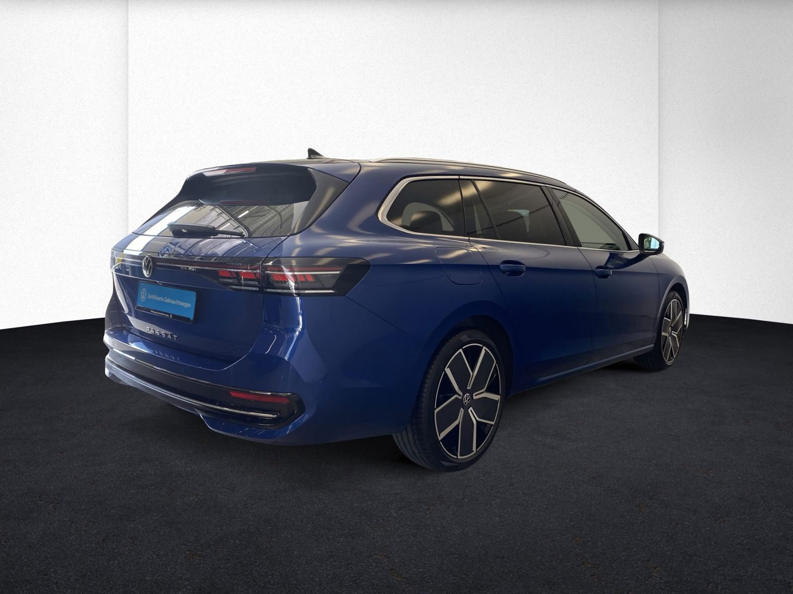 Volkswagen Passat Variant - Bild 2