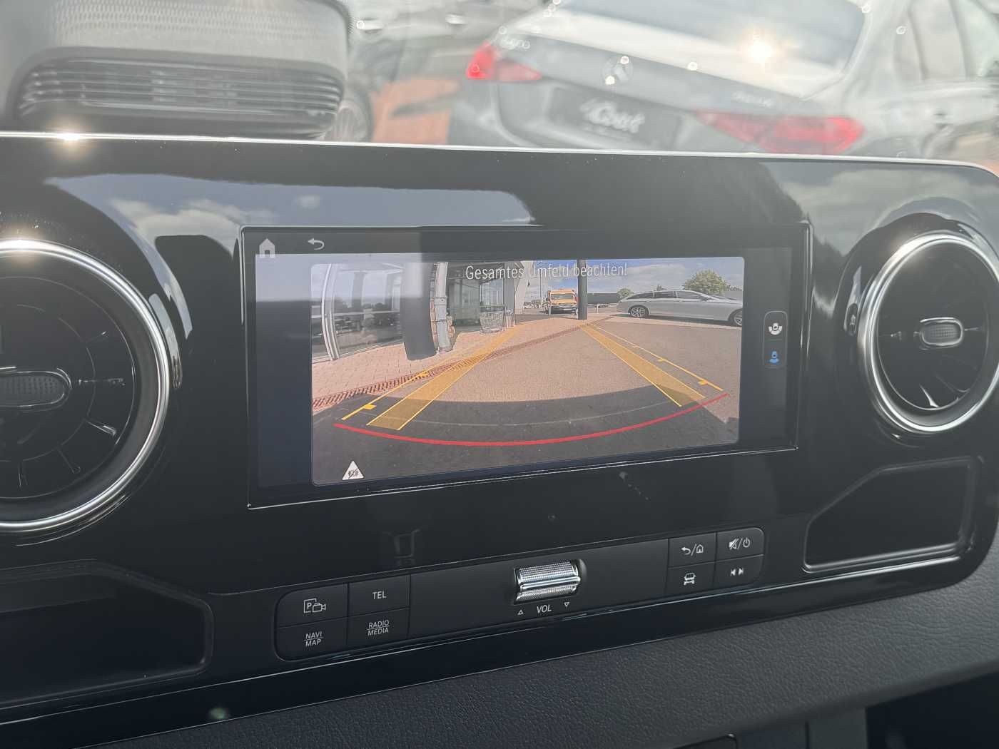 Fahrzeugabbildung Mercedes-Benz Sprinter 317 CDI 9G 3665 Klima Kamera AHK LED